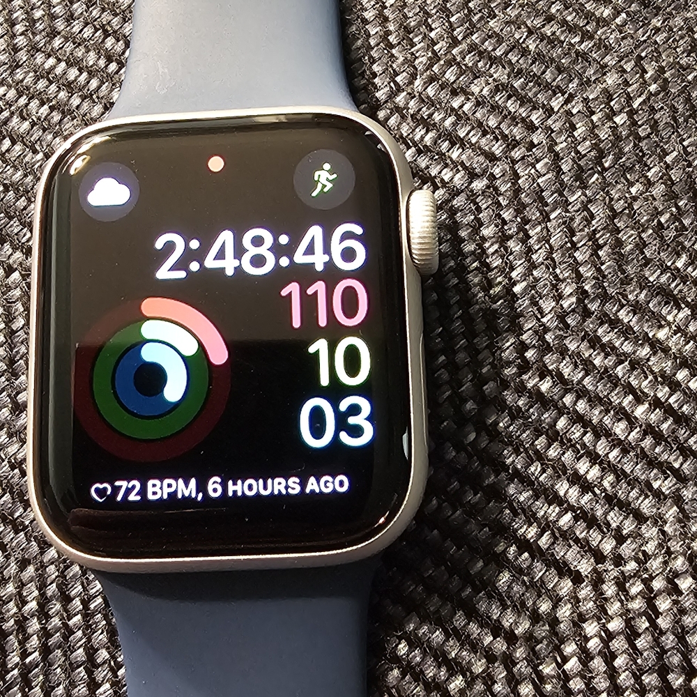 Apple WAtch SE 2ND GEN GPS FLAWLESS 40mm Silver